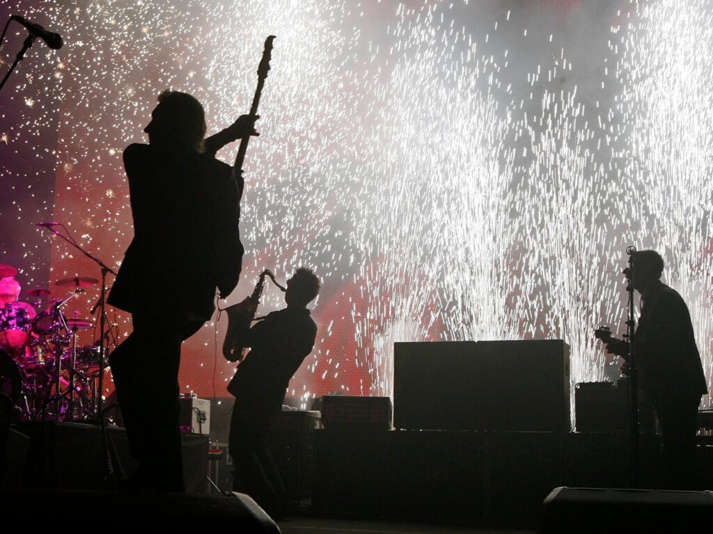 52599-concert-entertainment-lyrics-stage-progressive_rock-1920x1440